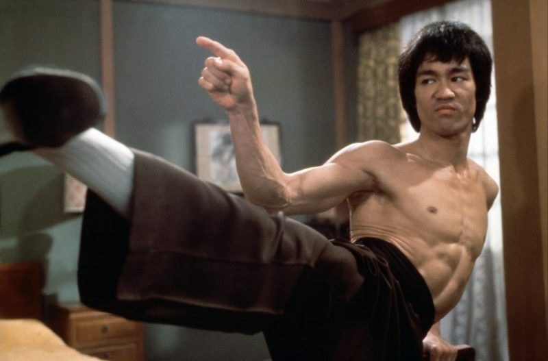 Bruce Lee kick, bruce lee wing chun, wing chun bruce lee, bruce lee side kick