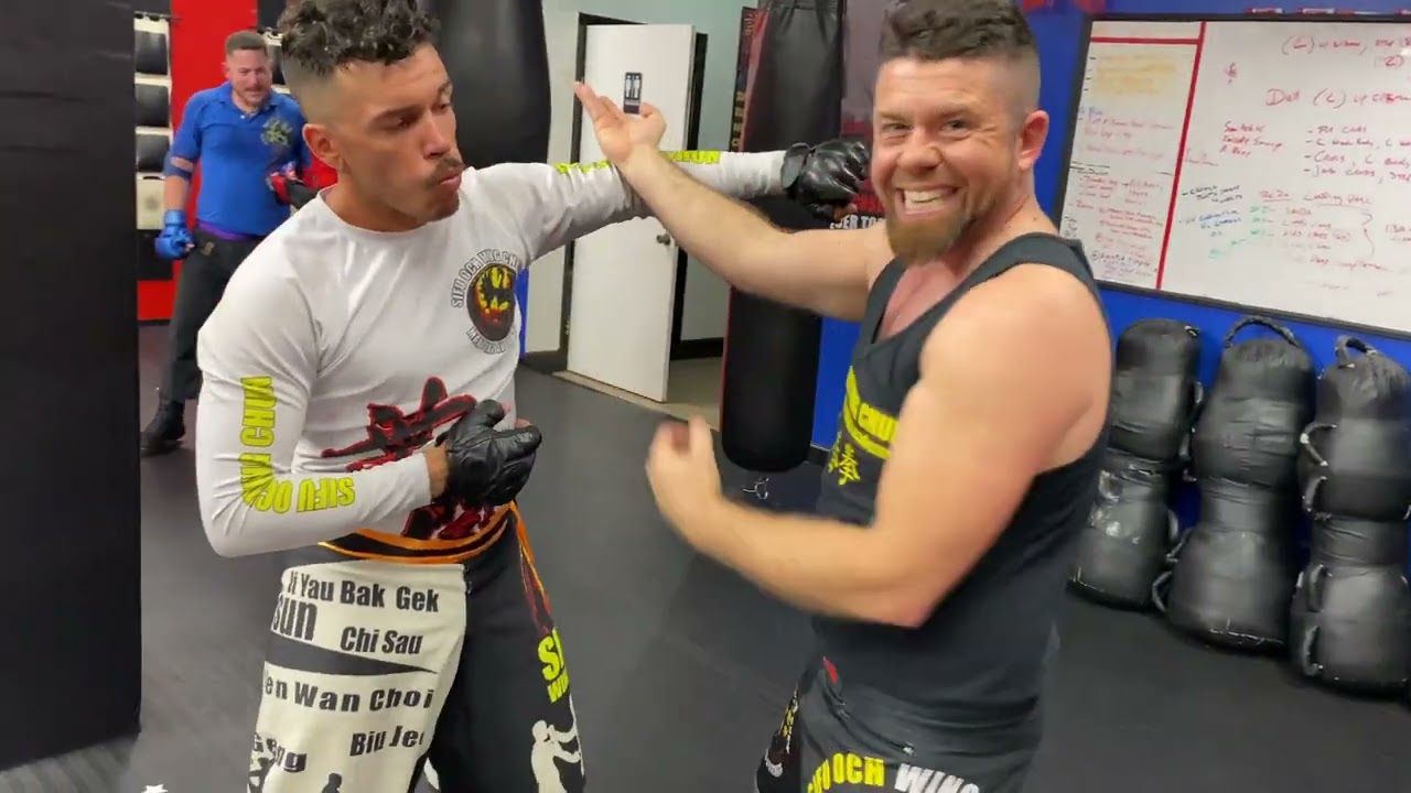 Tan Sao and Shifting Full Video: Video Response to Wing Chun Club