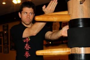 Sifu Och Wing Chun wooden dummy training